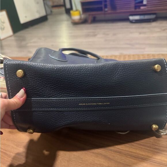 Coach Cashin Carry Tote
Brand new without tag - Picture 9 of 12